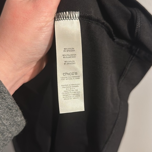 Chico’s Scoop Neck Black Tank Size 2/Large - Picture 5 of 5